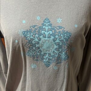 Gray Long Sleeve Shirt with Blue Snowflake Design